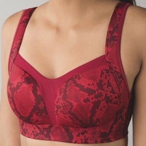 Lululemon Ta Ta Tamer III Sports Bra Spray Jacquard Red 32D